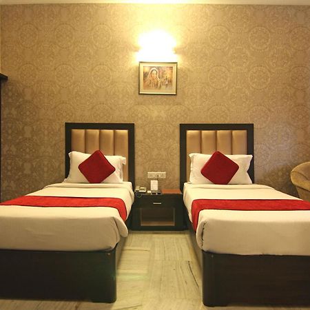 Le Grand Hotel Haridwār Extérieur photo