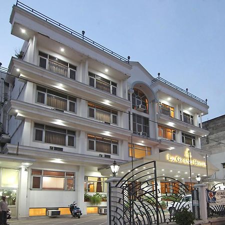 Le Grand Hotel Haridwār Extérieur photo