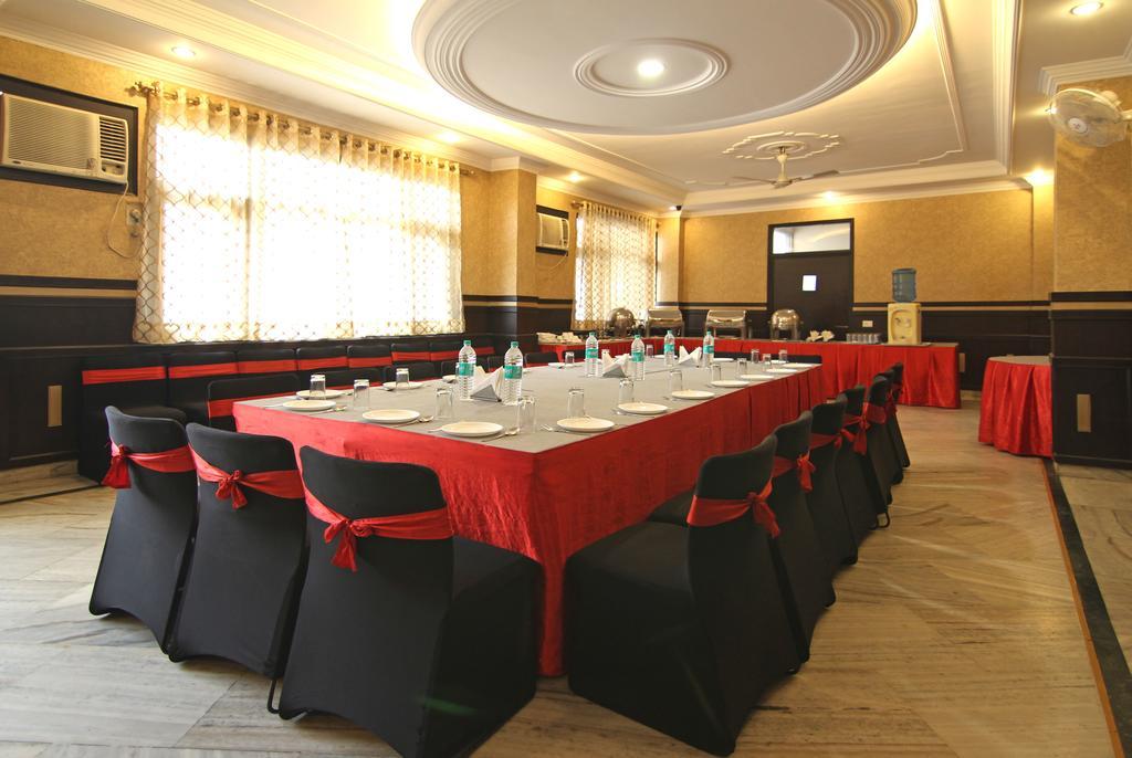 Le Grand Hotel Haridwār Extérieur photo
