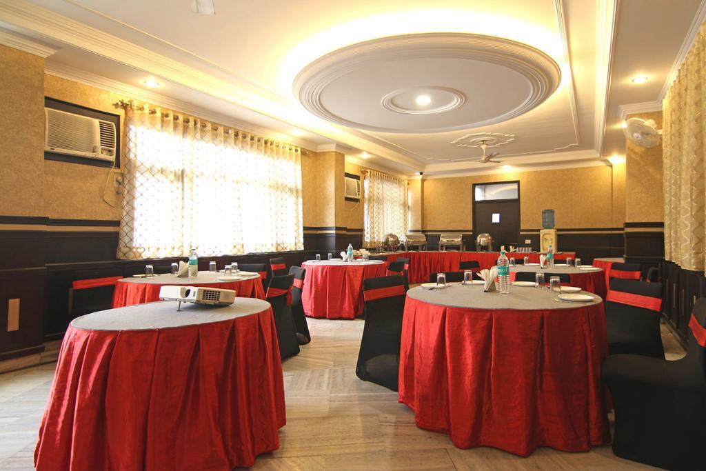 Le Grand Hotel Haridwār Extérieur photo