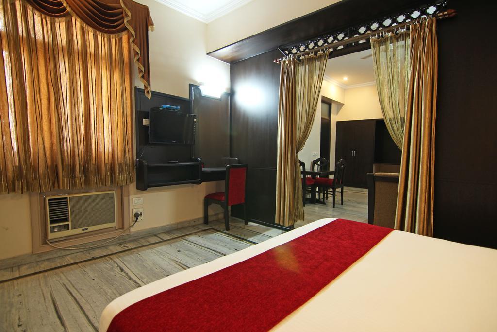 Le Grand Hotel Haridwār Extérieur photo