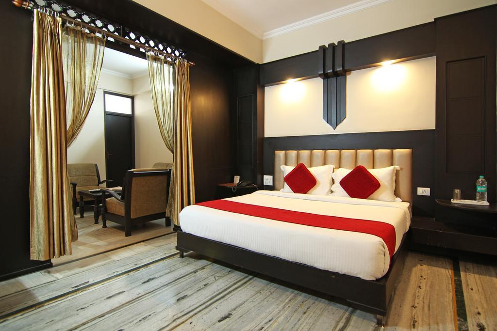 Le Grand Hotel Haridwār Extérieur photo