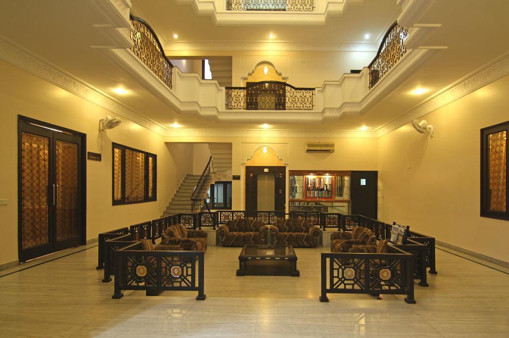 Le Grand Hotel Haridwār Extérieur photo