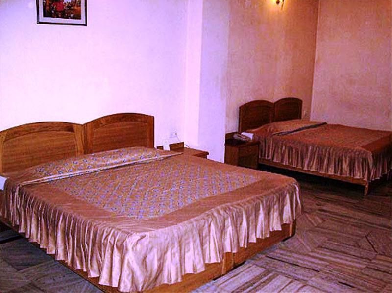 Le Grand Hotel Haridwār Extérieur photo